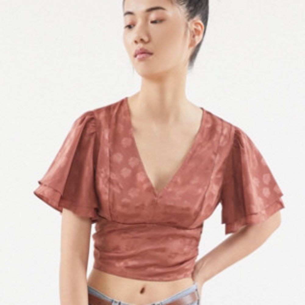 Urban Outfitters Webster Jacquard Flutter Top in Mauve